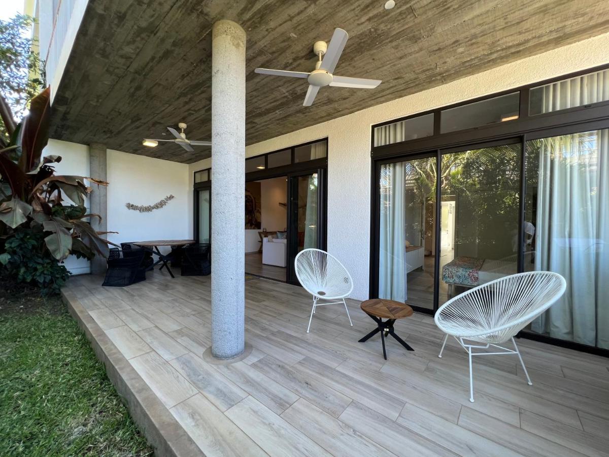 Blue Residences- Ground Floor Two Bedroom Apartment 그란데 바이예 외부 사진
